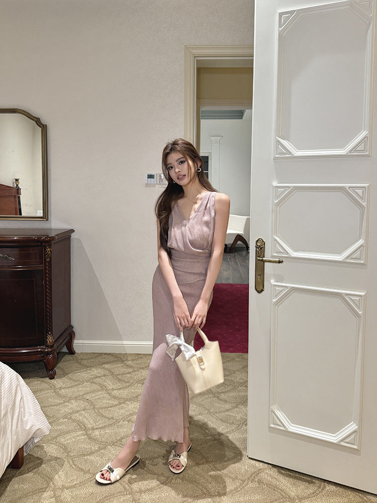V-neck sleeveless halter undershirt female temperament top package hip fishtail skirt long skirt