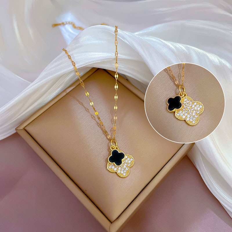 Double C Collarbone Necklace