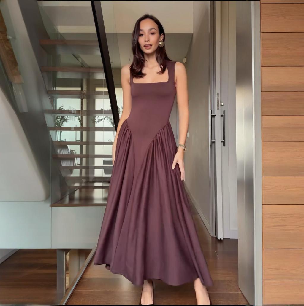 Sleeveless Pleated Slim Dress