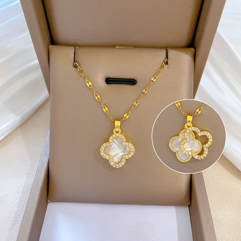 Double C Collarbone Necklace
