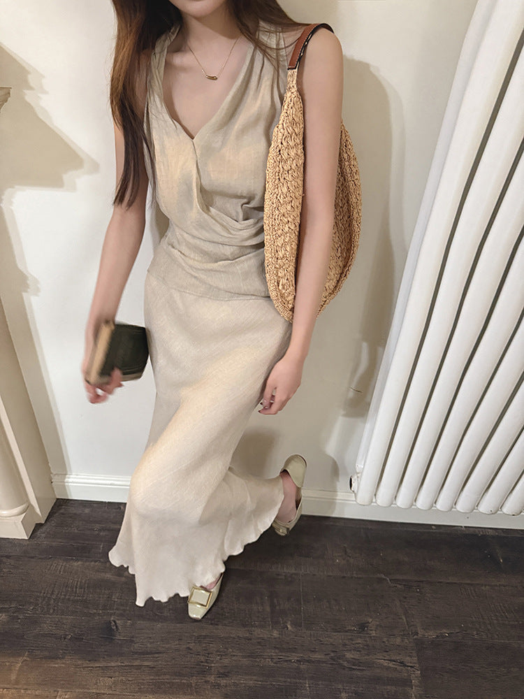 V-neck sleeveless halter undershirt female temperament top package hip fishtail skirt long skirt