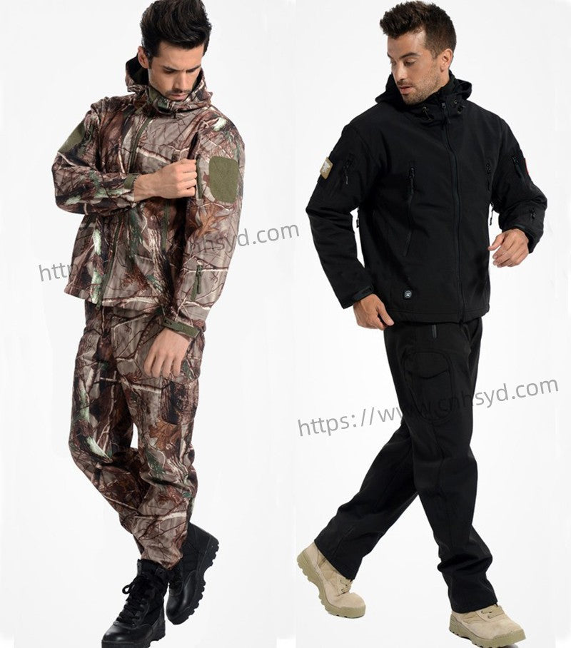 🔥Outdoor Sharkskin Softshell Warm Sports Fleece Wind and Rain Rush Jacket🎁
