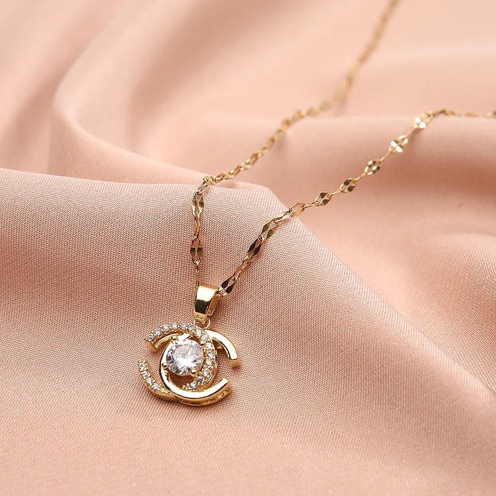 Double C Collarbone Necklace