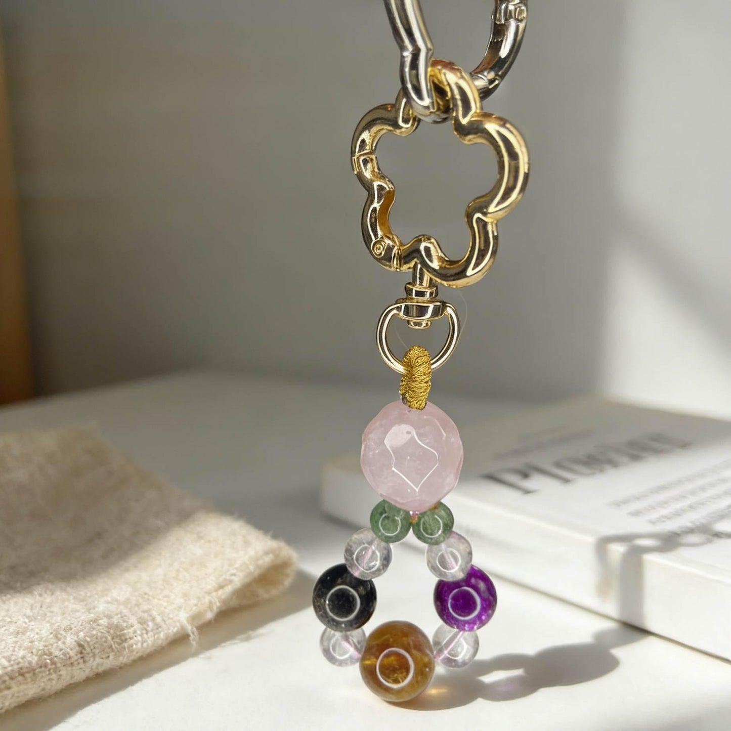 Natural Mixed Crystal Plum Blossom Keychain, Handmade Stone Bag Charm, Aesthetic Healing Crystal Pendant for Purse, Car & Phone Accessory
