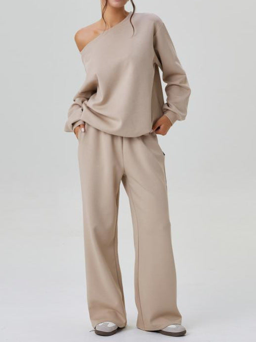 Women's Leisure Two Piece Outfits - Cozy Scoop Neck Sloping Shoulder Top & Wide Leg Trousers