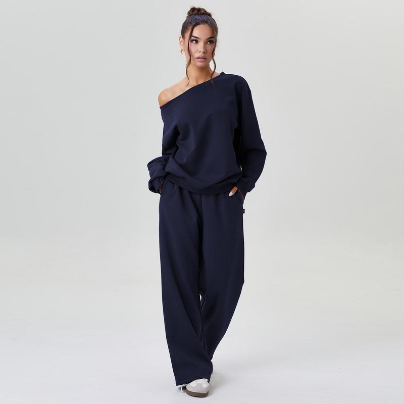 Women's Leisure Two Piece Outfits - Cozy Scoop Neck Sloping Shoulder Top & Wide Leg Trousers