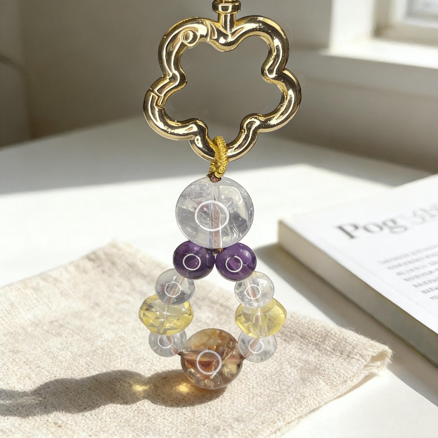 Natural Mixed Crystal Plum Blossom Keychain, Handmade Stone Bag Charm, Aesthetic Healing Crystal Pendant for Purse, Car & Phone Accessory